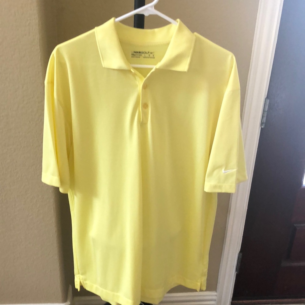 Men’s Nike Fit-Dry Golf Shirt (Large)